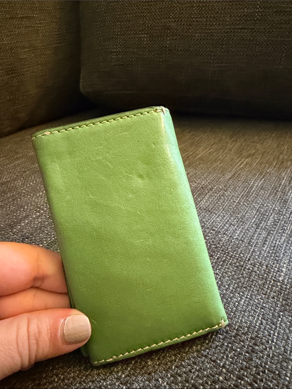 Coach Green Leather Card Case with Embossed Logo - Picture 3 of 3